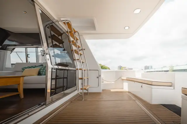 Valhalla rear deck photo 4